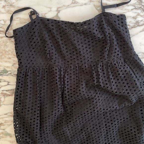 ✨cute  Black Eyelet lace dress fully lined / removable adjustable straps sz 16 - Picture 5 of 7
